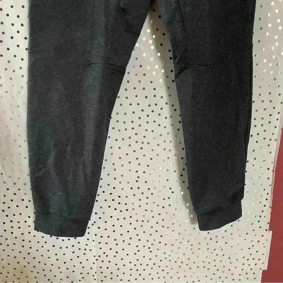 Lululemon Intent Jogger - Picture 3 of 9